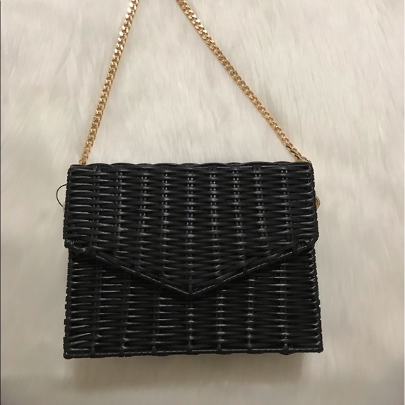 Handbags - Straw box cross body